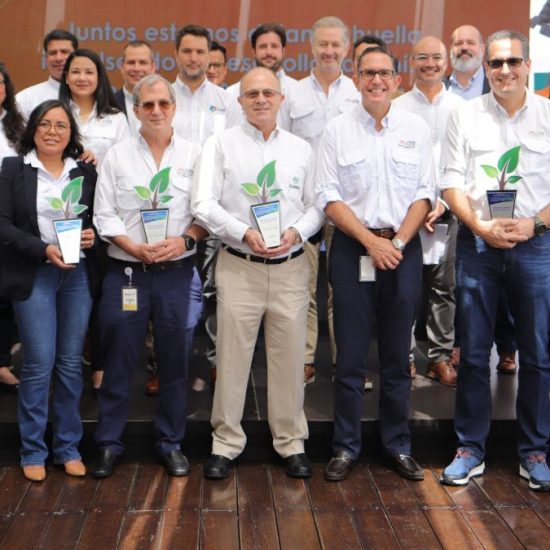 Corporación guatemalteca reconocida por sus acciones para el combate del cambio climático